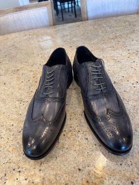 Saks Fifth Avenue Articolo Blue/gray leather mens wing tip shoe size 11m US